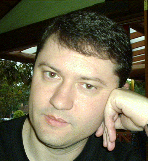 Consultor ITSM, leitor voraz, sonhador e idealista inveterado