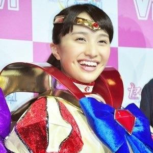 色んなコスプレ画像を厳選してツイートしていきます♡『萌え〜』ってなったらフォローお願いします♪