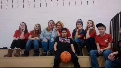 i like bands i goto groton school.