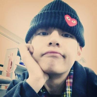 free follow! don't fback this acct :) just follow here instead? @txehyvngsoo_ thank you!!
