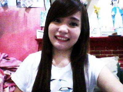 yensmiley's profile picture. Pizza Whisperer| Ph D in Bacon| Chocolate Aficionado| 1D Enthusiast| Bona fide Weirdo⭐