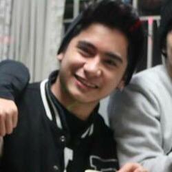 davemalik19's profile picture. 