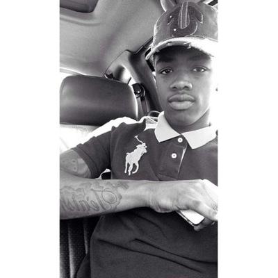 Im that ⭐️ boy HUNCHOZZ