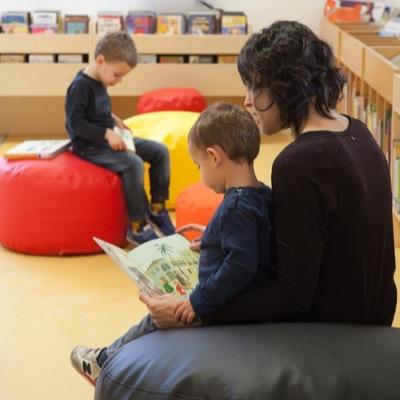 QueraltAmbros's profile picture. Bibliotecària berguedana.
Apassionada i tossuda.