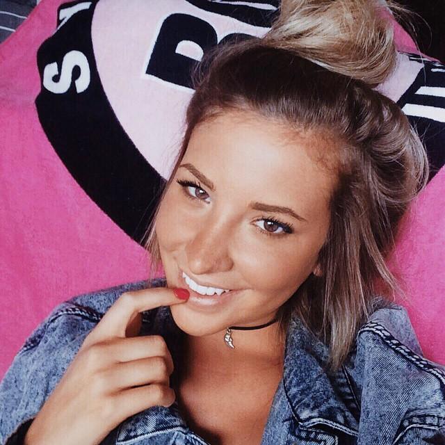 helpdoafk's profile picture. Twitter no intuito de ajudar, disponibilizando alguns instagrans.