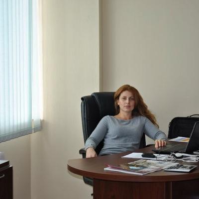 молодая мама, предприниматель