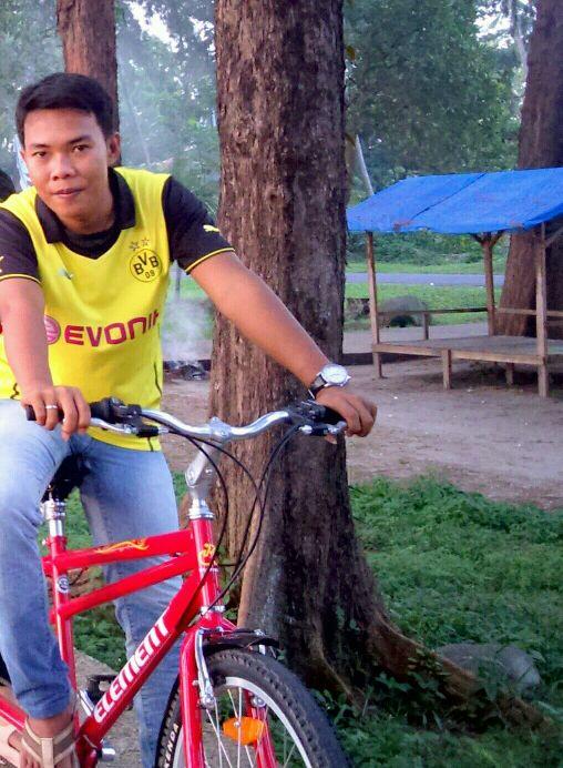 Apapun yang akan terjadi itu adalah pilihan semuanya pasti ada jalan keluarnya#tetap semangat