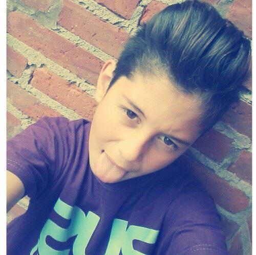 te necesito como el aire para respira :c