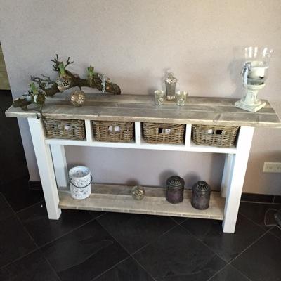Steigerhouten meubels en woondecoratie op maat.
Falkwood maakt unieke steigerhouten meubels naar uw wens. Neem een kijkje op de website voor een sfeerimpressie.