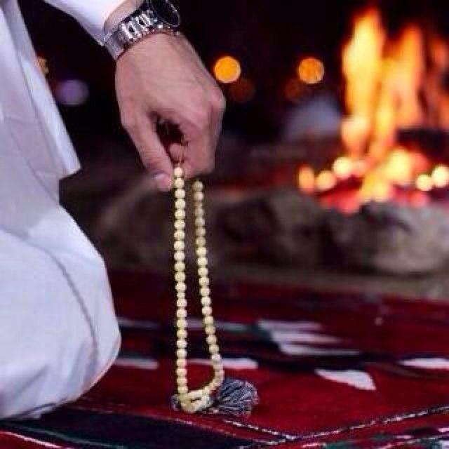 من يعشق روح الأنثى .. لن يعشق إلا واحده فقط .. اما من يعشق وجه الانثى .. فلن تكفيه اناث الارض جميعآ