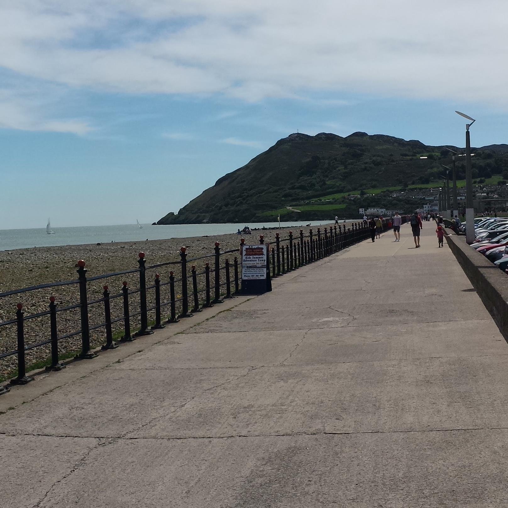 BrayTV is a media network throughout Bray that publish local content, news and events as well as showcasing our local display partners. http://t.co/WzRXYEMbLL