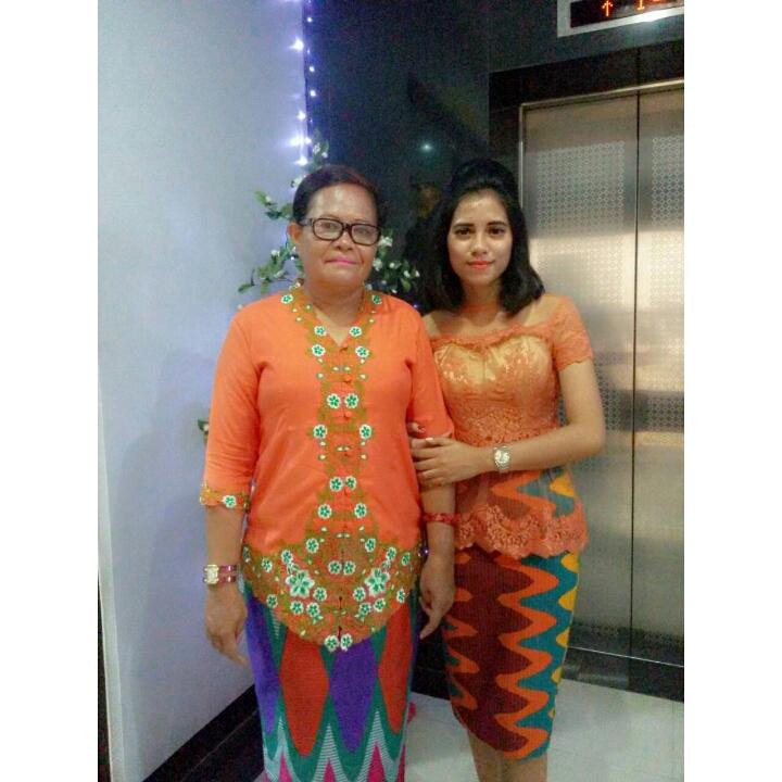 student at the university, faculty Psychology.♥ jesus christ,♥ my family..my instagram @Cathymelisa