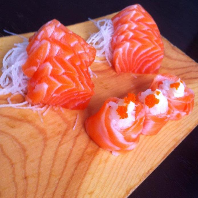 usaxhk's profile picture. -此Facebook 頁面是專門為了幫助香港的朋友代購到由你選擇喜愛的美國現季折價名牌商品-