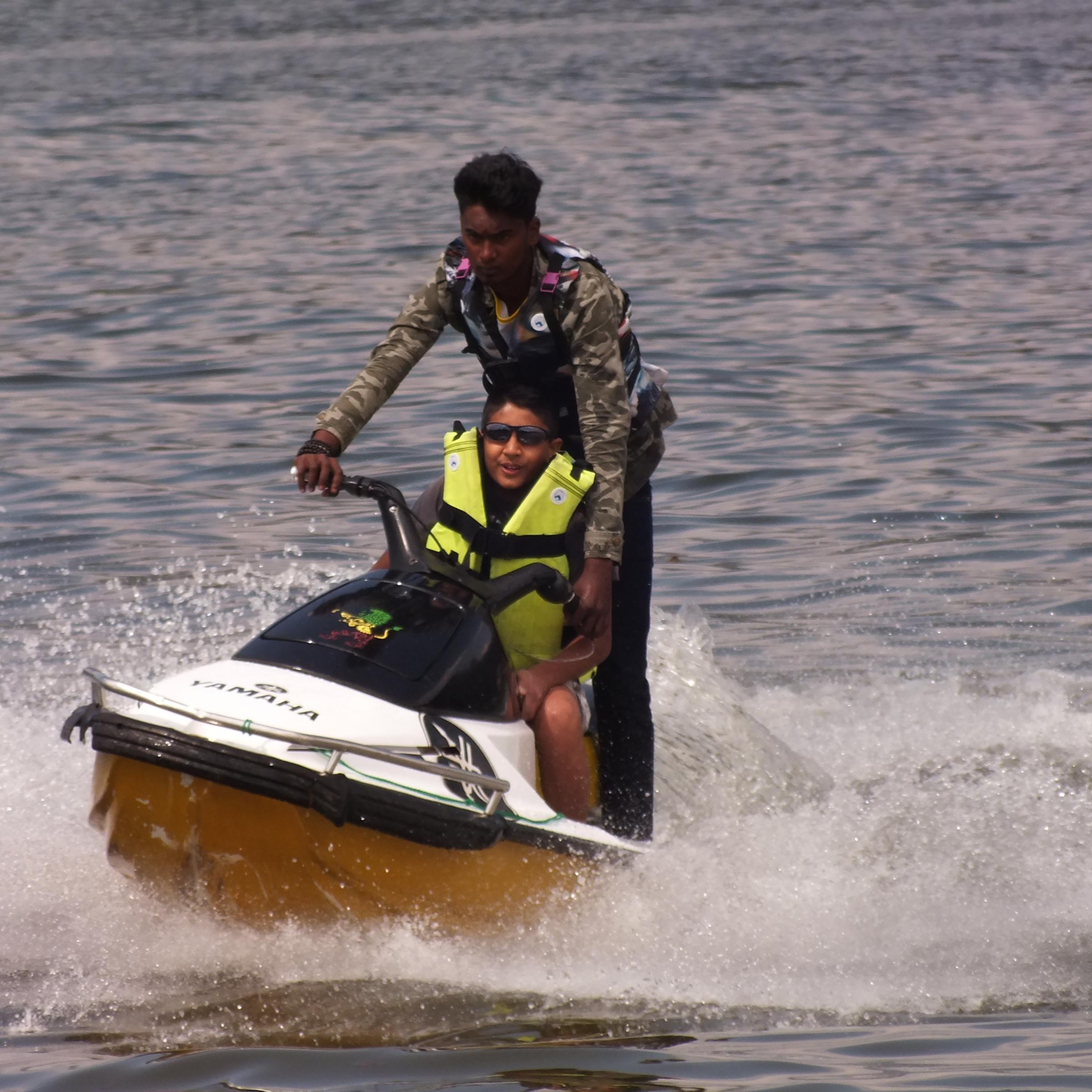 chathilaamare2's profile picture. 