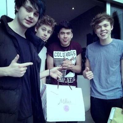 f0ll0wed_Y0uu's profile picture. please follow @lukesnxtella