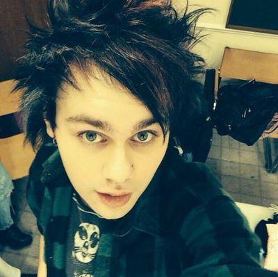 hiiiiiii x
