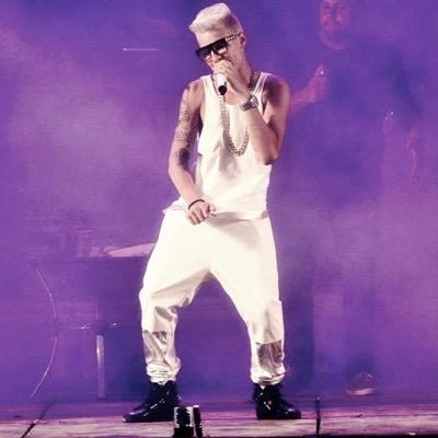 Guii : Eu Tenho ciume das minhas guináticas.. Eu Namoro com todas elas... Daa Liiceença namorada Do Mc Gui Passando (˘o˘) ) )\_ . | \ é isoO rsrs