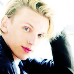 harrysmuffin_'s profile picture. 17-01-2015 I saw Jamie Campell Bower ♡