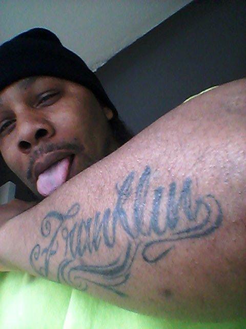 Hookoneg's profile picture. 