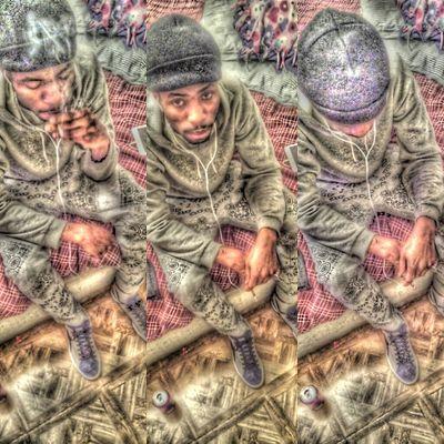 OVA KUZ DEEZ BITCHES GET U COUGH UP FUCK A NIGGA AN BITCH KUZ DEY WILL SWICH UP N A SPLIT SEC
