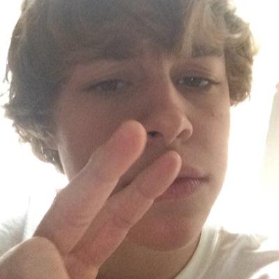 CoolioChristian's profile picture. shUt up nic it isn't even funny