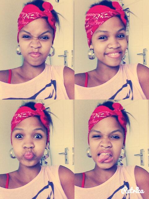Live everyday like its your last , ♥☆ , LovE to LaugH☺✗, MusiC is one of my passions ♬☆♥follow me i follow back ☺♥BBM pin:2BCE0F32