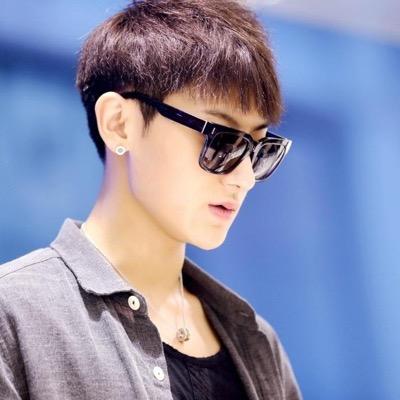 'black tao' ~ ที่เห็นและเป็นอยู่ ถ้าไม่อยู่ก็ไม่เห็น.
