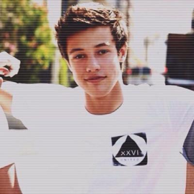 JanoHabibis's profile picture. basically, we fangirl about a lot of guys• twaimz faved • ♕ Mariam followed+dm+faved