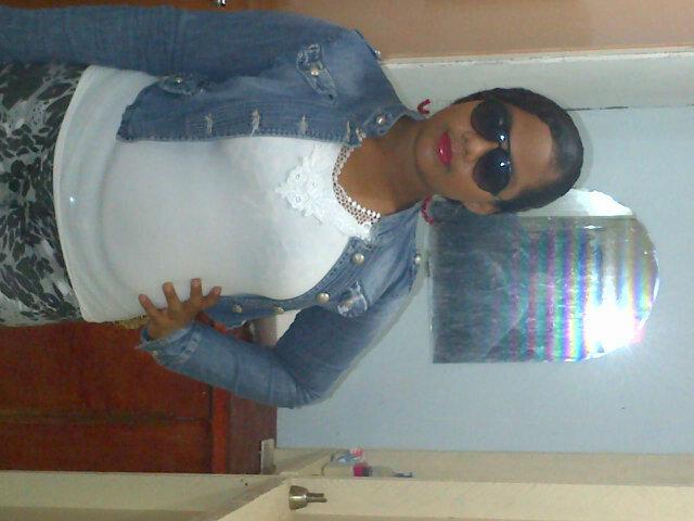 beautyqueenlisa's profile picture. just me.....