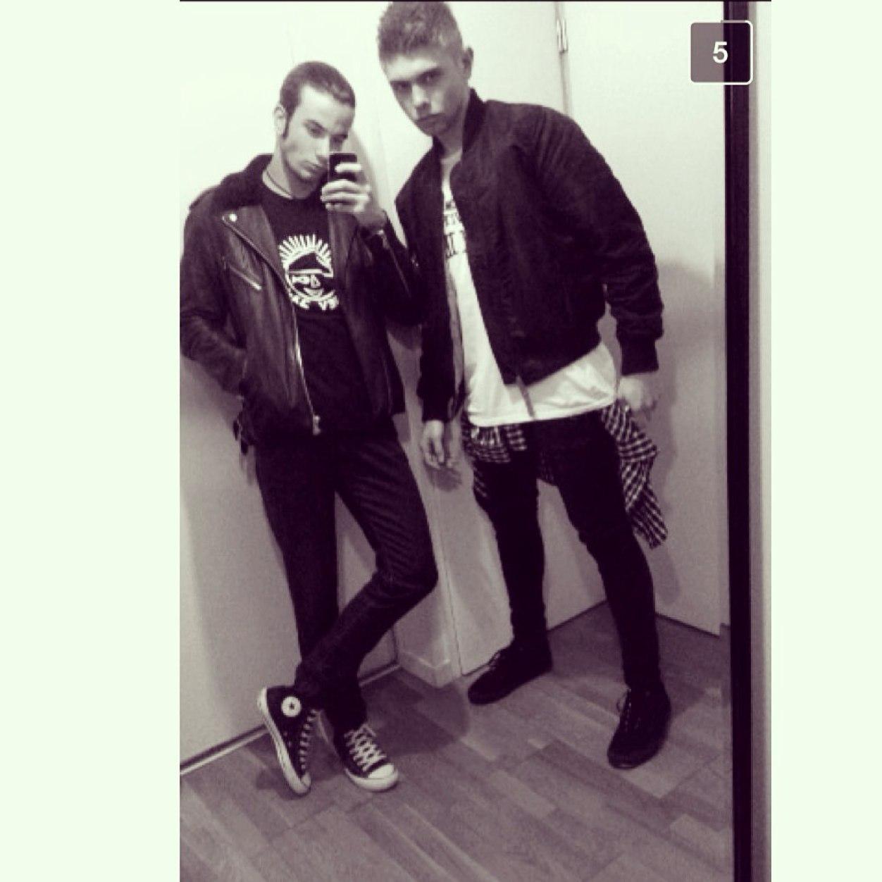 Snapchat: michagonzalez. Insta: micha_gonzalez