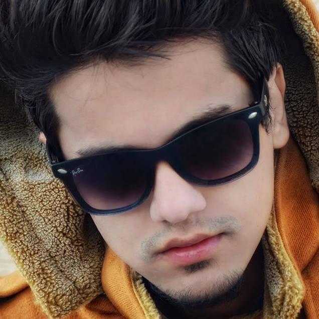 follow me i vl follow u bck wats up numbr 9700351194 @ instagram follow@ junaidbawazer1 hukkah holic prty holic much more interesting thngs