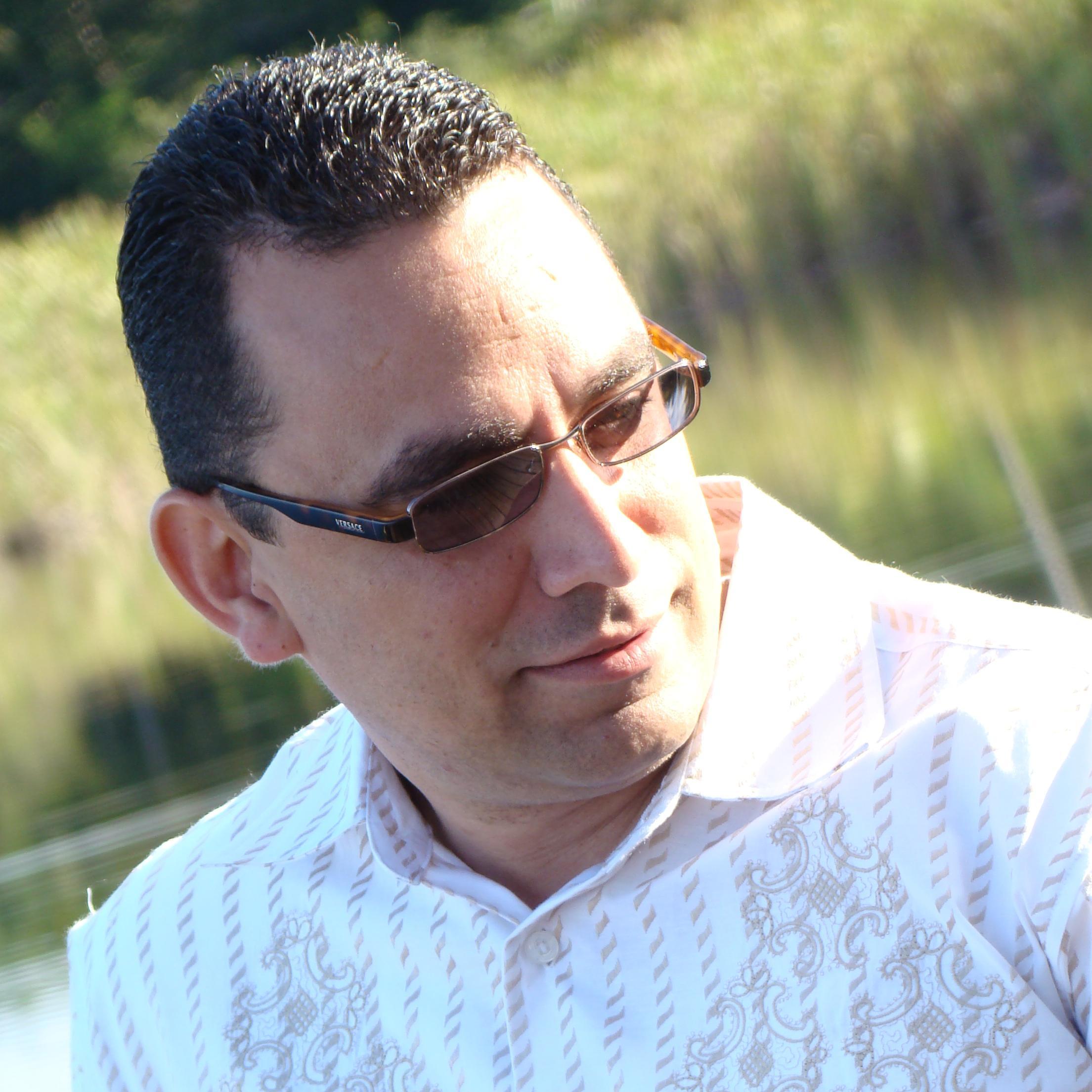 Cantautor y Predicador de la Iglesia Católica - Diócesis de Caguas Puerto Rico