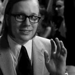 Fall out boy is my sun, moon and stars oh and patrick stump is prettier than me