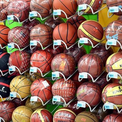 Estudiante de Ingeniería, practicante habitual de Running y seguidor del Baloncesto y el Fútbol, por TV.