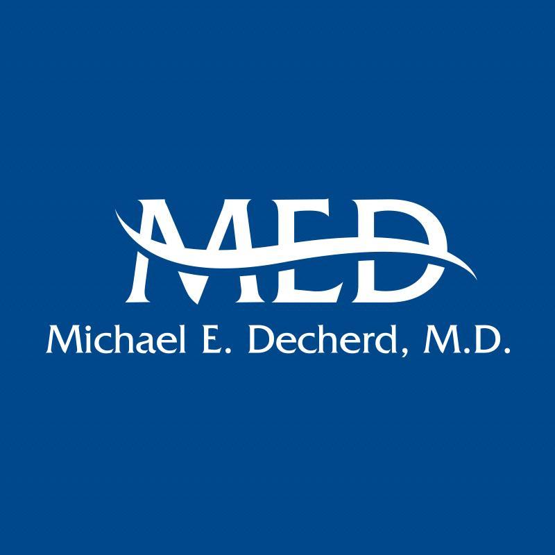 Dr. Michael Decherd is a board-certified, San Antonio, TX plastic surgeon offering advanced cosmetic surgery procedures for the breast, body and face.