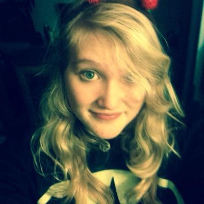 DaniShumate's profile picture. HI.