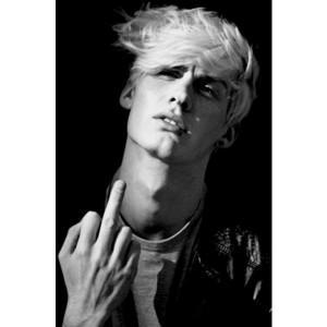 bookdeJonnyM's profile picture. »Kill me, little sister. Kill me and you kill Jace, too«.