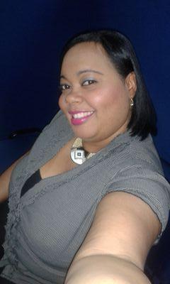 Fior M, Dominicana, mujer humilde de carácter fuerte, fiel amante de Dios