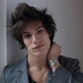 chanteur et baiseur a mes heures perdues