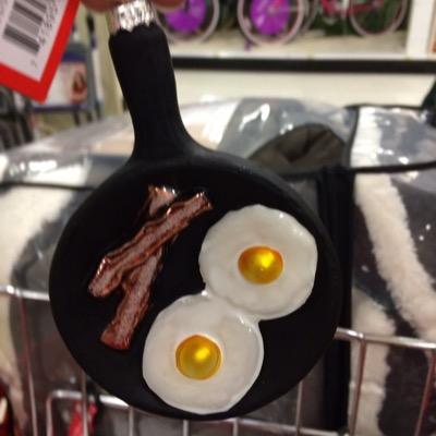 calvinandcarly's profile picture. When I tweet, I tweet in a chair.