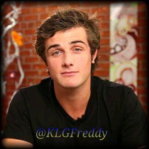 KLG Fraternity member. #AddictedCovensAU [OC||MC] [SL for @TypicalFrattie]