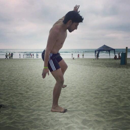 santiagorzo's profile picture. ¿Me pueden definir mi profesión, mi nacionalidad o mis gustos? ¿No hay algo más profundo que eso? Probablemente sí.