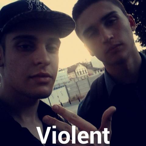 SumosseXV2's profile picture. #XVBARBARE #LFG #CompagnonsDeGalères #TeamInsomniak #TousIllicites #HayceLemTeam