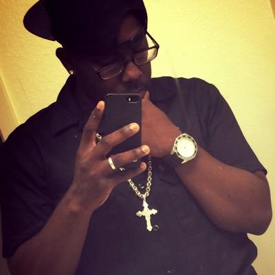 CdeieznutS's profile picture. 