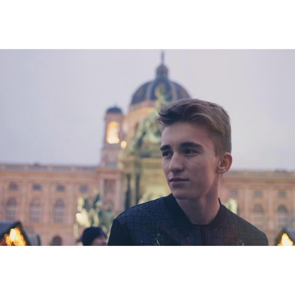 Peter’sBeat$ official profile. 
Spread the love to the world 3
http://t.co/uBEQG561kq
http://t.co/qKYs0rQD72
http://t.co/uJMHnUXfJn
http://t.co/9qz6VGC6CU
