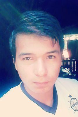 587b754713224a8's profile picture. :) holaaa