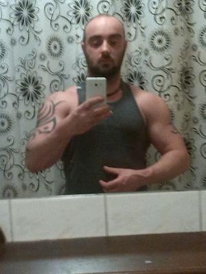Rich1983rd's profile picture. fully qualified gym instructor....