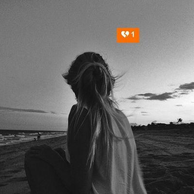 Depress. Insurmountable . ∆Arctic Monkeys Imagine Dragons∆ Lejos de ser feliz