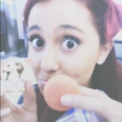 please follow @agbfantasy just ask for a follow back :) ily