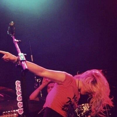 I play the keyboards in my family band and I sing a little. Sparkly things over everything. I LOVE EVERYBODY AND I LOVE FOOD. [not rydel;;rp/fl]
